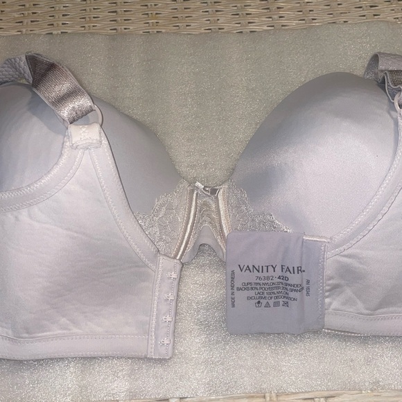 Vanity Fair Womens Underwire Bra Lace Trim Size 42D Beige - Picture 6 of 8